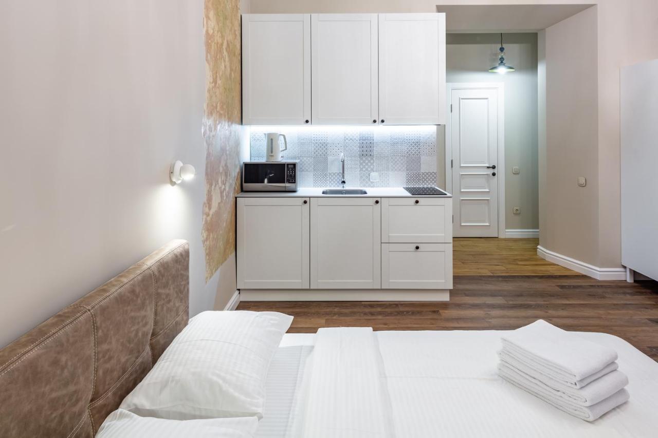 Romari Площа Катедральна 8 Leilighet Lviv Eksteriør bilde