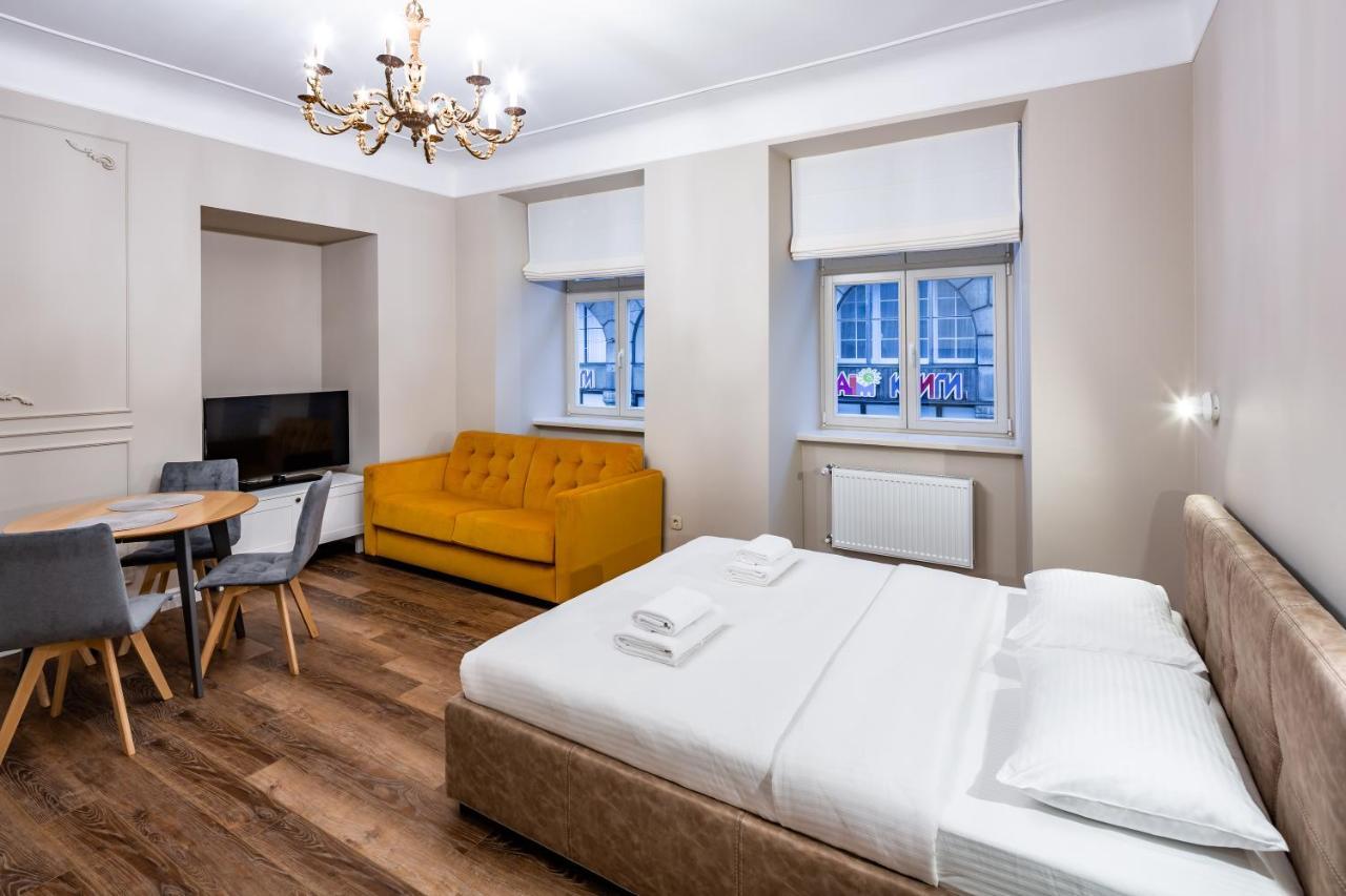 Romari Площа Катедральна 8 Leilighet Lviv Eksteriør bilde
